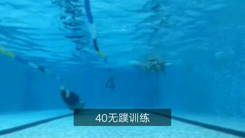 给别人上坟的时候需不需要给自己的亲人也上坟？游戏画面